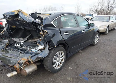 2015 Nissan Altima 2.5 S from USA, damaged, VIN 1N4AL3AP3FC201378